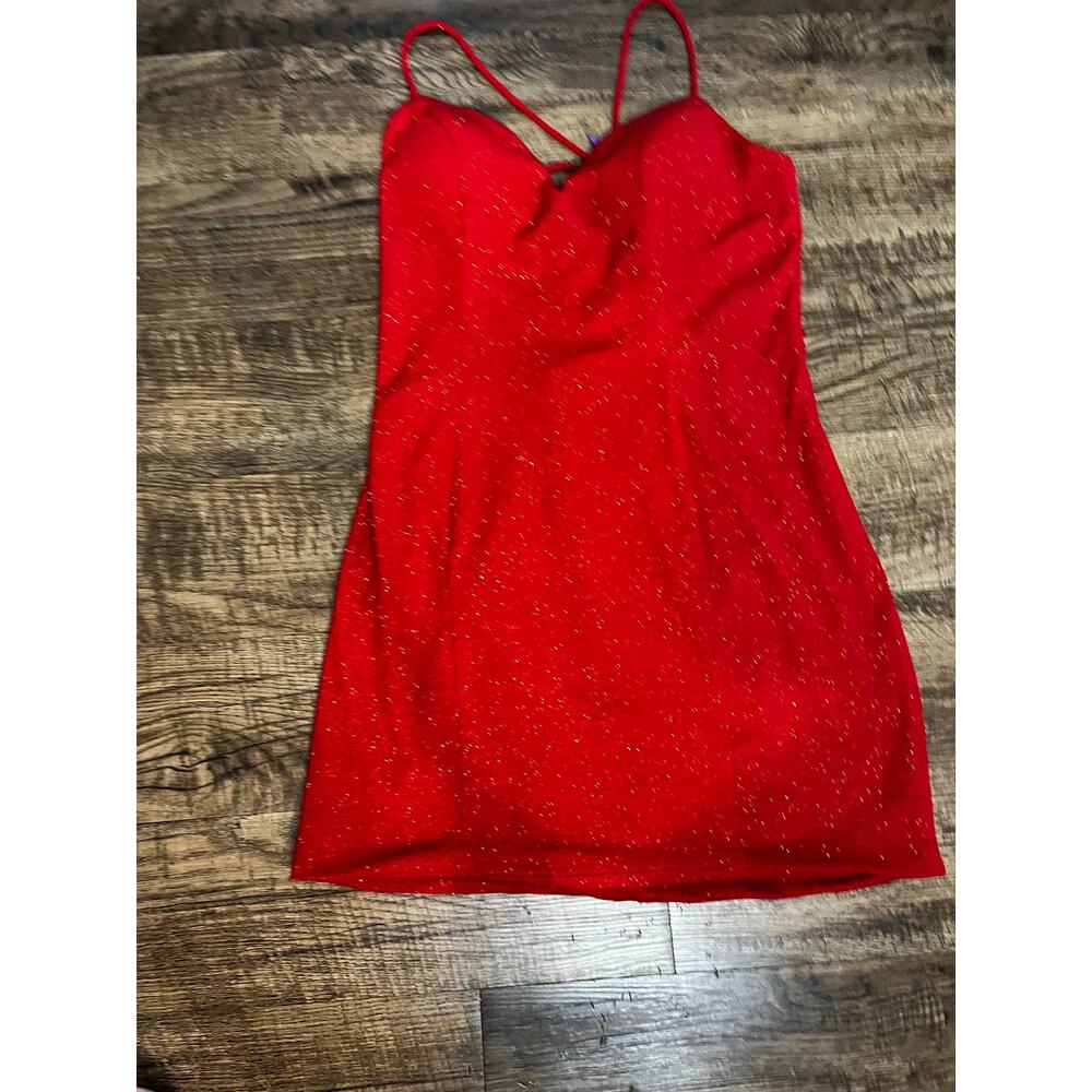 Red Mini Homecoming Dress Plunging Neckline - Crisscross Back - Size 18 - Picture 8 of 9